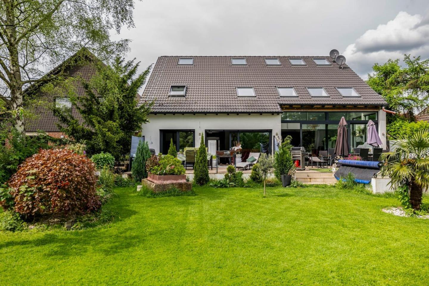 Wunderschoene Terrassenwohnung Mit Blick Ins Gruene! Meerbusch Eksteriør billede